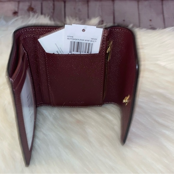 Coach KAY XBody/Trifold Wallet 2pc Set - Picture 10 of 11